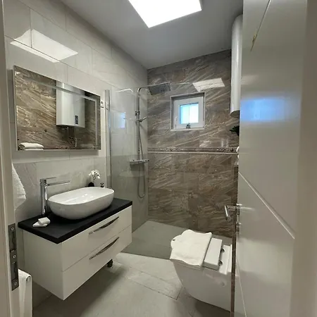 Ellara With A Fantastic View Διαμέρισμα Zrnovo