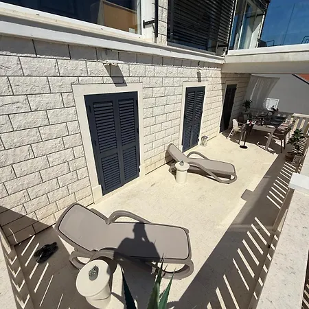 Διαμέρισμα Ellara With A Fantastic View Zrnovo